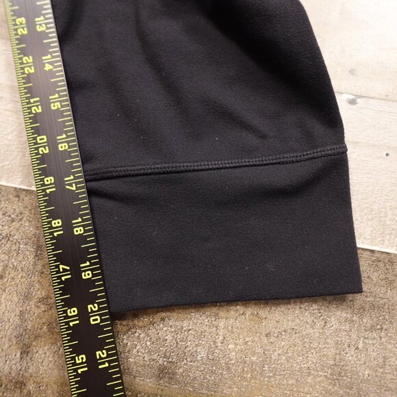 Athleta Black Crop Leggings | Size M | 20” Inseam | Zip Pocket | Mesh Panels - Picture 4 of 12